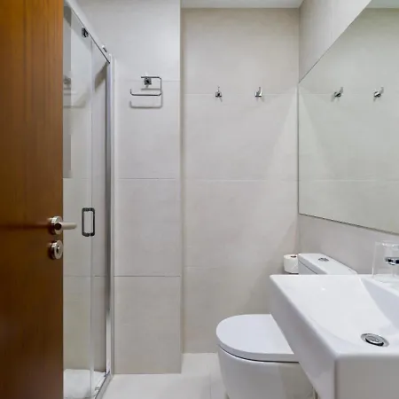Emete & Coworking By Airnest 3*