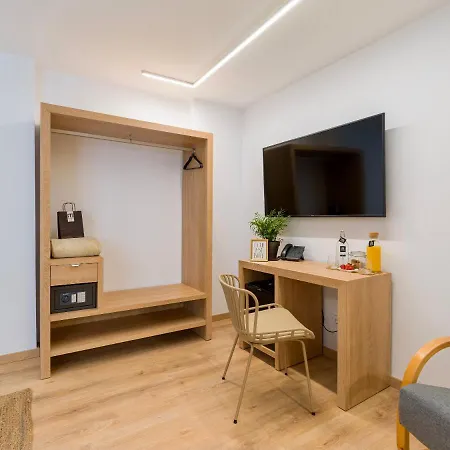 Emete & Coworking By Airnest Hotel